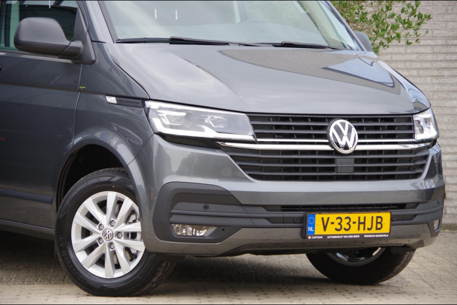 Volkswagen Transporter 2.0 TDI L2 30, 3-ZITS, 150PK AUT. LED, TREKHAAK, CAMERA, APPLE CARPLAY, STOELVERWARMING, STANDKACHEL, AIRCO