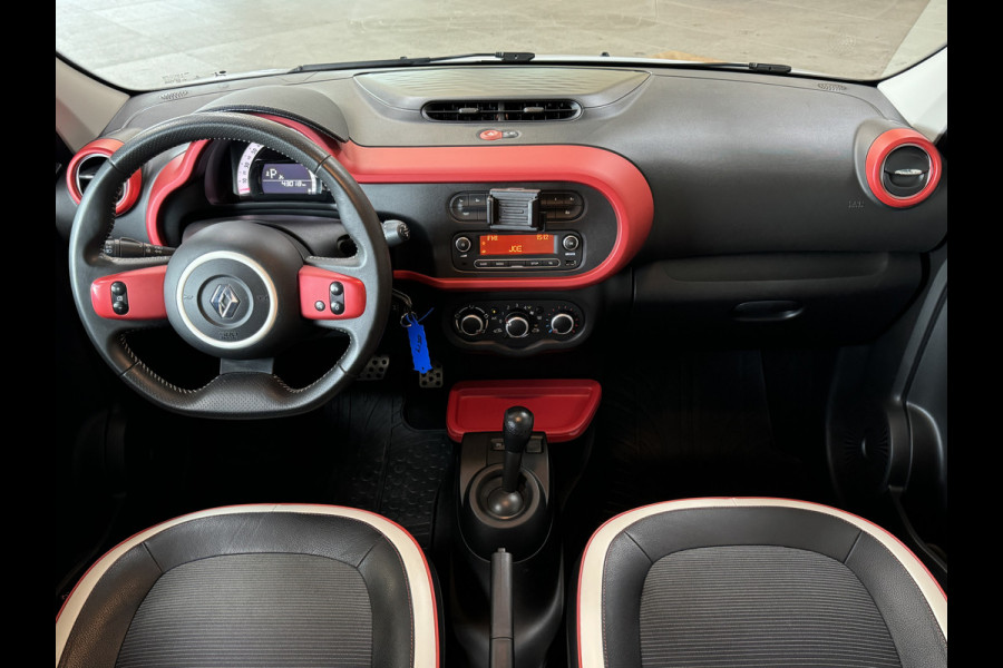 Renault Twingo 0.9 TCe Intens 16 inch velgen, cruise control, PDC, Led, stoelverwarming, 100% dealer onderhouden!