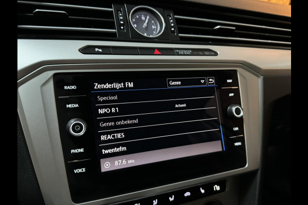 Volkswagen Passat Variant 1.8 TSI Highline Garantie ACC Clima Massage Navi Carplay PDC Rijklaar