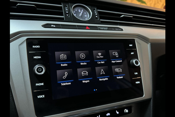 Volkswagen Passat Variant 1.8 TSI Highline Garantie ACC Clima Massage Navi Carplay PDC Rijklaar