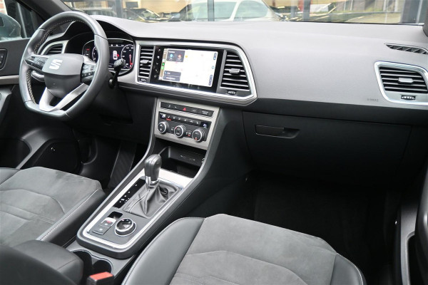 Seat Ateca 1.5 TSI Xper AUT Pano Virtual Trekhaak BEATS Carplay ´21