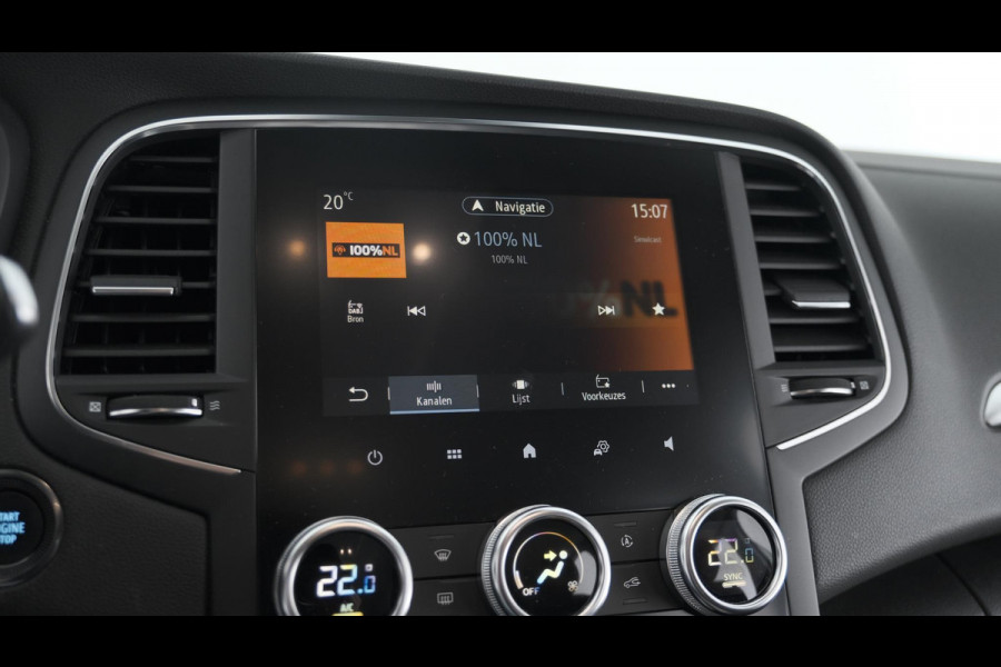 Renault MEGANE Estate E-Tech Plug-In Hybrid 160 Intens | Navigatie | Parkeersensoren | Climate Control | Apple Carplay