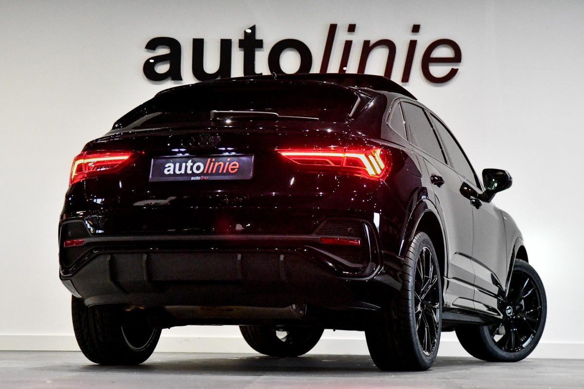 Audi Q3 Sportback 45 TFSI e S-Line. Pano, Dodeh, Camera, Trekhaak, Matrix, 20'', CarPlay!