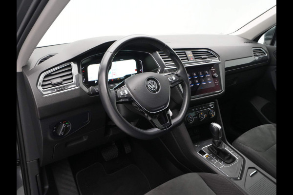 Volkswagen Tiguan 1.5 TSI 150pk DSG Comfortline Business Panorama Virtual Cockpit Alcantara 154