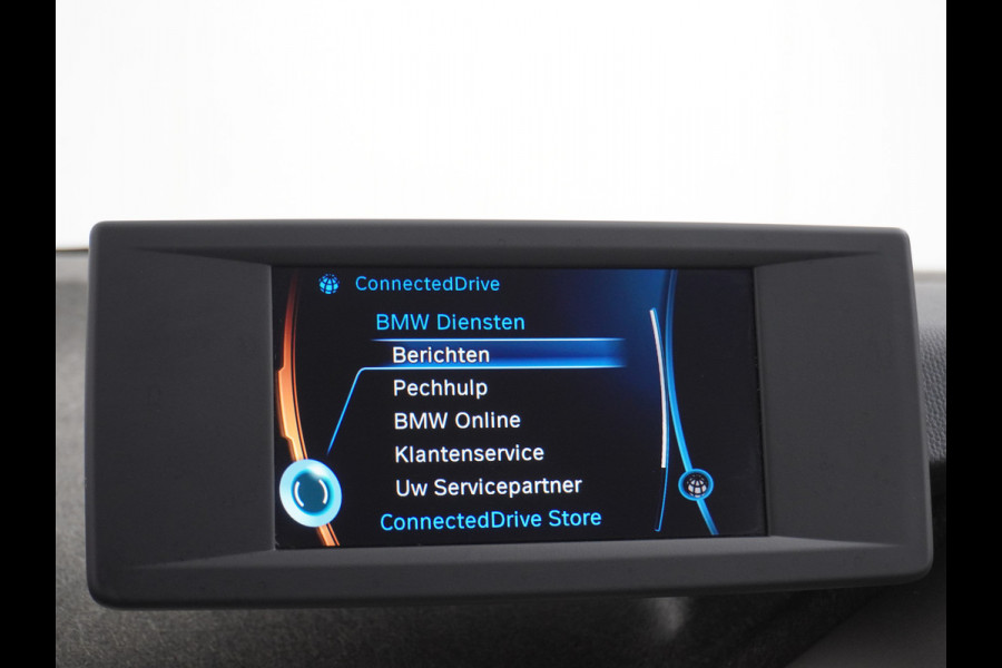 BMW i3 I-Performance 94Ah 33 kWh Ecc Navi Camera Stoelverwarming Cruise Control 19"Lmv Bluetooth Warmtepomp Comfort pack advance File-assistent Parkeer-assistent PDC-V+A