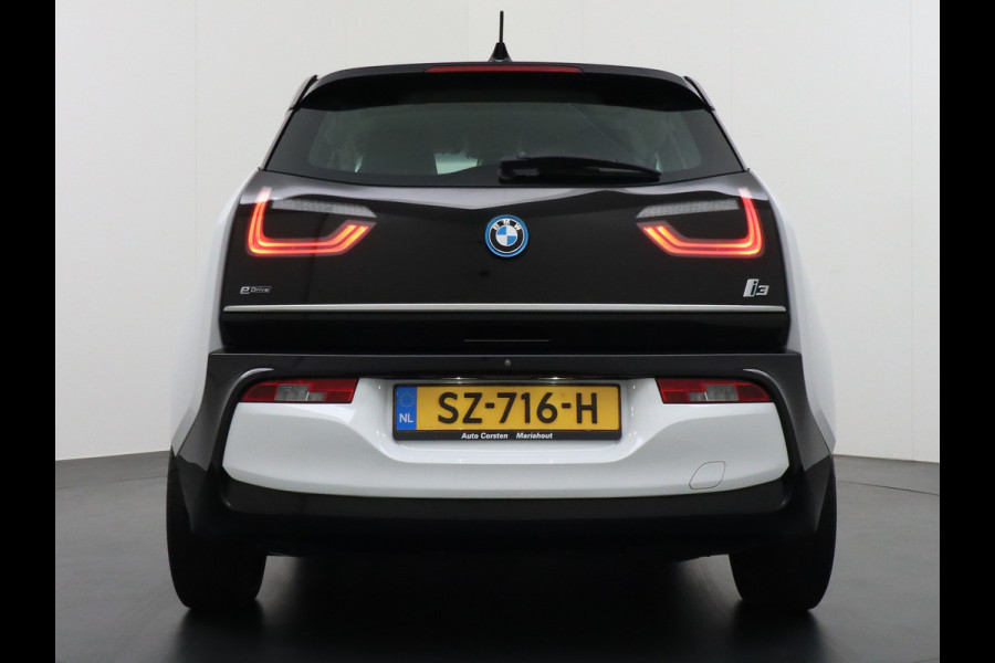 BMW i3 I-Performance 94Ah 33 kWh Ecc Navi Camera Stoelverwarming Cruise Control 19"Lmv Bluetooth Warmtepomp Comfort pack advance File-assistent Parkeer-assistent PDC-V+A