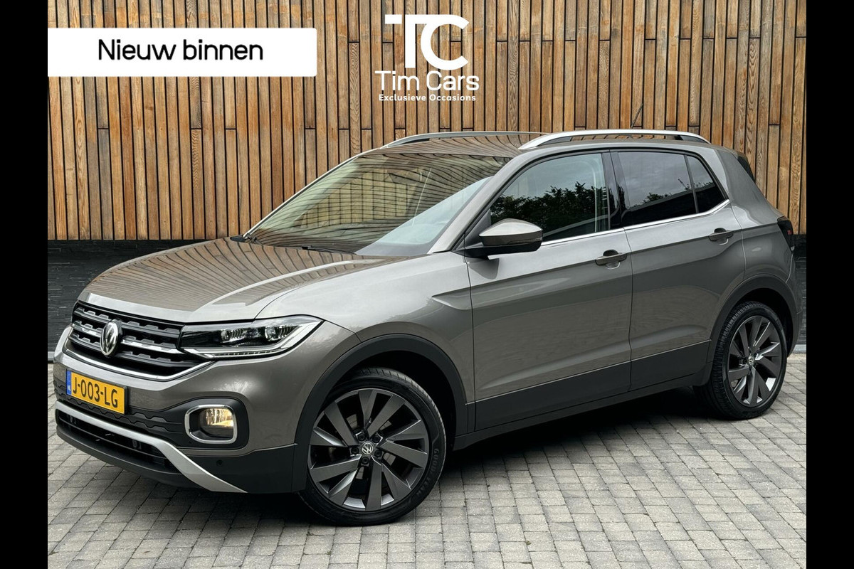 Volkswagen T-Cross 1.0 TSI Style Automaat | Navigatie | LED | 18 inch lichtmetalen velgen | Getint glas | Achteruitrijcamera | Keyless | Apple CarP