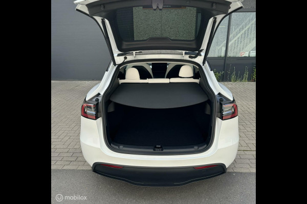 Tesla Model Y RWD WIT INTERIEUR SUBSIDIE IS TERUG MMX PACK