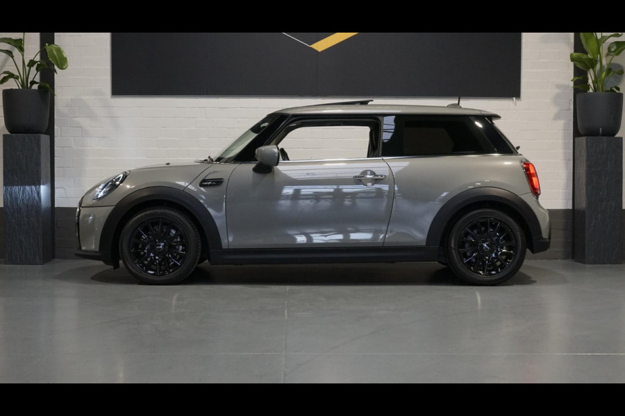 MINI One 1.5 Cooper Camden Edition AUTOMAAT-CLIMA-CRUISE-LEDER-NAVIGATIE-PANORAMA-XENON