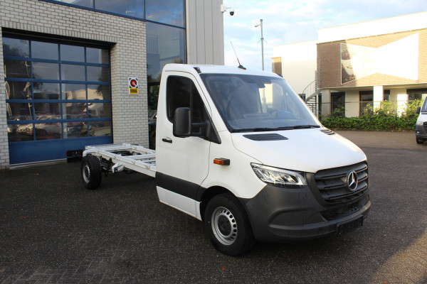 Mercedes-Benz Sprinter 319 CDI L3 RWD 3500kg trekgewicht, MBUX met navigatie, Led verlichting