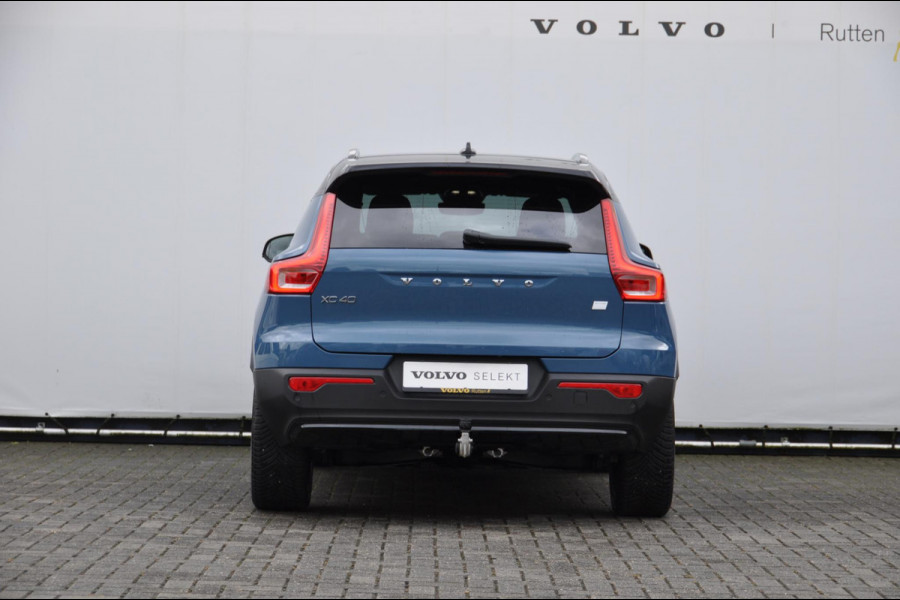 Volvo XC40 231PK Automaat Recharge Plus 70 kWh / Adaptive cruise control / Pilot assist / BLIS / Stoel en stuur verwarming / Elektrische achterklep / Parkeersensoren met camera / Google infotainment /