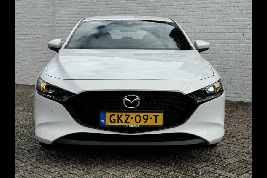 Mazda 3 2.0 e-SkyActiv-G M Hybrid 122 Luxury Carplay Camera Adaptive cruise Clima Navigatie