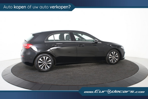 Mercedes-Benz A-Klasse 180 *Navigatie*Leer*Camera*Park assist*