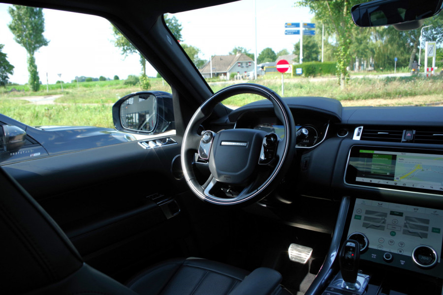 Land Rover Range Rover Sport P400e HSE 404 PK Dynamic Stealth Plug-In Hybride, Panoramadak, Gekoelde & Verwarmde Stoelen, Head-Up Display, Adap. Cruise Contr