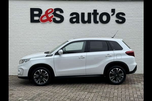 Suzuki Vitara 1.4 140pk Stijl Automaat Panorama dak Pdc voor+achter Adaptieve cruise Carplay Camera