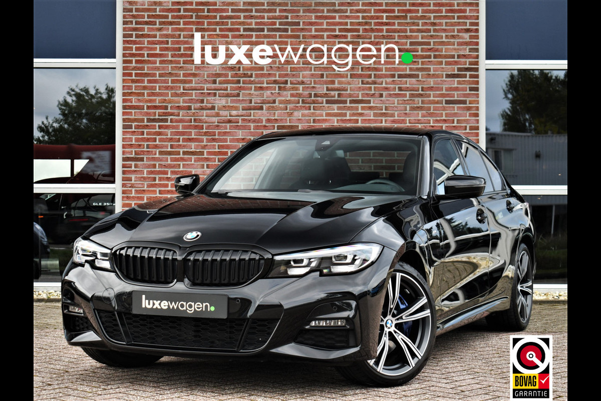 BMW 3-serie 330e M-Sport Shadowline 19inch HiFi Stuurverw