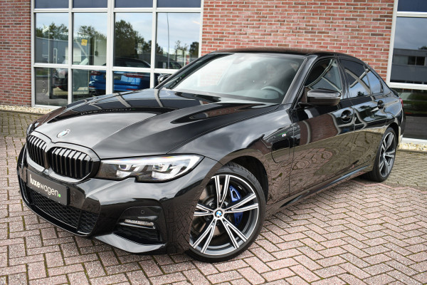 BMW 3-serie 330e M-Sport Shadowline 19inch HiFi Stuurverw