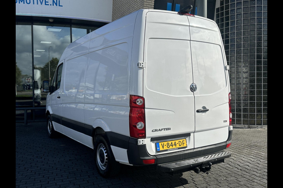 Volkswagen Crafter 35 2.0 TDI L2H2*A/C*CRUISE*3500KG HAAK*