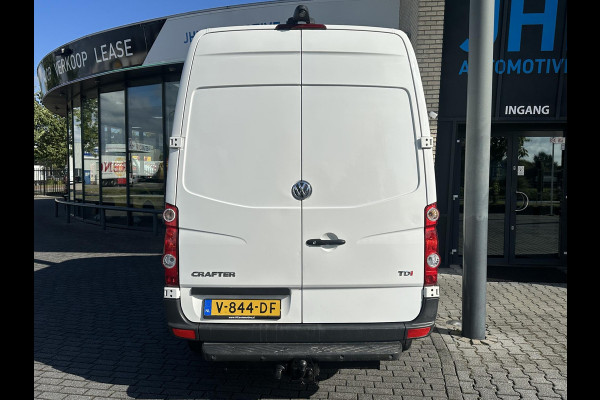 Volkswagen Crafter 35 2.0 TDI L2H2*A/C*CRUISE*3500KG HAAK*