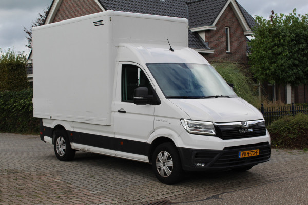 MAN E-TGE ETGE 3.140 ATHLET Automaat Bakwagen Meubelbak ✓ airco ✓ navigatie ✓ cruise control ✓ Led ✓ Koffer