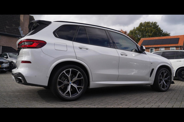 BMW X5 XDrive30d High Executive | M-pakket | Panorama | 360 Camera | Massage | Trekhaak elektrisch | Adaptieve cruise | Head up |