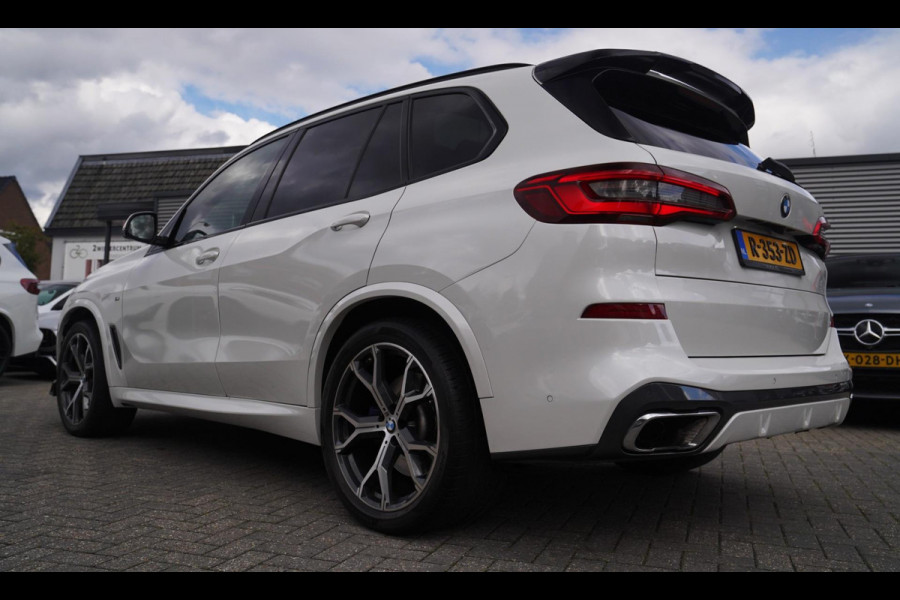 BMW X5 XDrive30d High Executive | M-pakket | Panorama | 360 Camera | Massage | Trekhaak elektrisch | Adaptieve cruise | Head up |