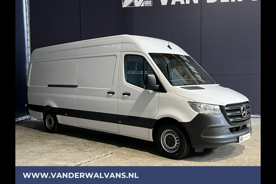 Mercedes-Benz Sprinter 316 CDI 164pk L3H2 Euro6 Airco | 3500kg trekhaak | Camera | Cruisecontrol parkeersensoren, apple carplay, android auto, MBUX