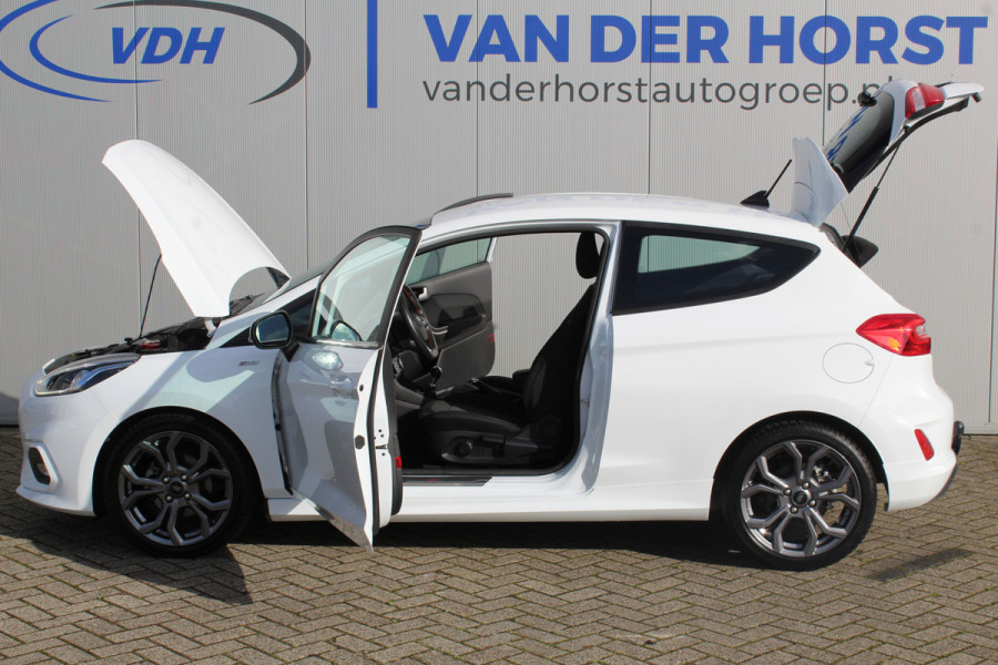 Ford Fiesta 1.0-125pk EcoBoost ST-Line. Erg nette en sportieve Ford Fiesta ! Volautomatische airco, LM wielen, cruise control, lane assist, parkeersensoren, verwarmd voorraam, navigatie, telefoon voorb., trekhaak etc.