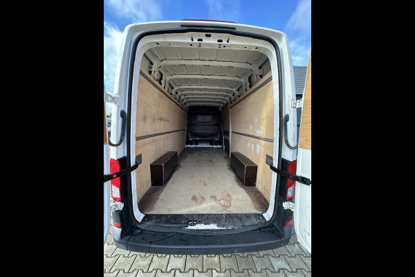 Volkswagen Crafter 35 2.0 TDI L4H2 Dealer onderhouden