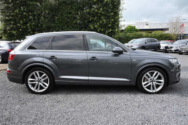 Audi Q7 3.0 TDI e-tron S-LINE QUATTRO, 21" RS Velgen, Luchtvering, Trekhaak, Leder, Bose audio