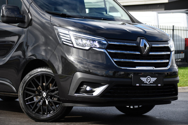 Renault Trafic 2.0 dCi 130 T30 L2H1 Black Edition Camera, Cruise, Sensoren, Mutlimedia, 130PK, Trekhaak, Led, UNIEK!