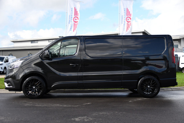 Renault Trafic 2.0 dCi 130 T30 L2H1 Black Edition Camera, Cruise, Sensoren, Mutlimedia, 130PK, Trekhaak, Led, UNIEK!