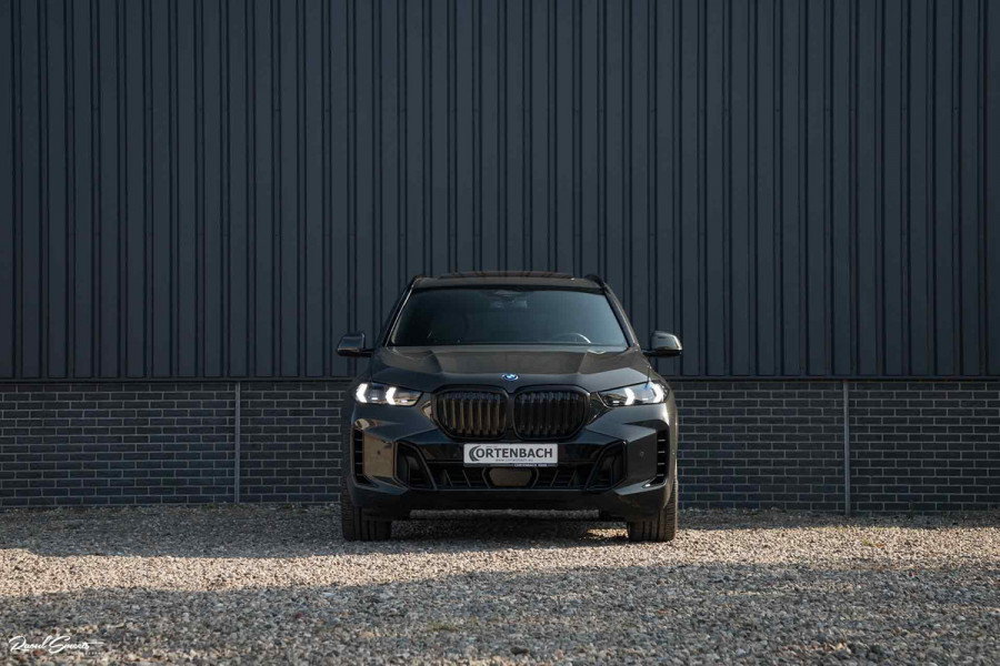 BMW X5 xDrive50e | M-sport Pro | Panorama | Iconic Glow | Dravit | Np 122K