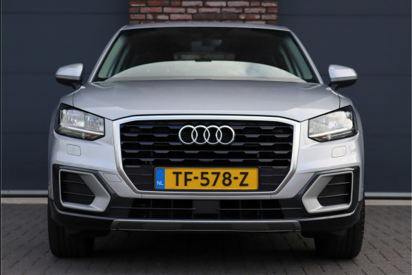 Audi Q2 1.0 TFSI Sport Pro Line Aut7 | MMI Navigatie | Cruise Control | Trekhaak | 2-Zone Climate | Parkeerhulp |