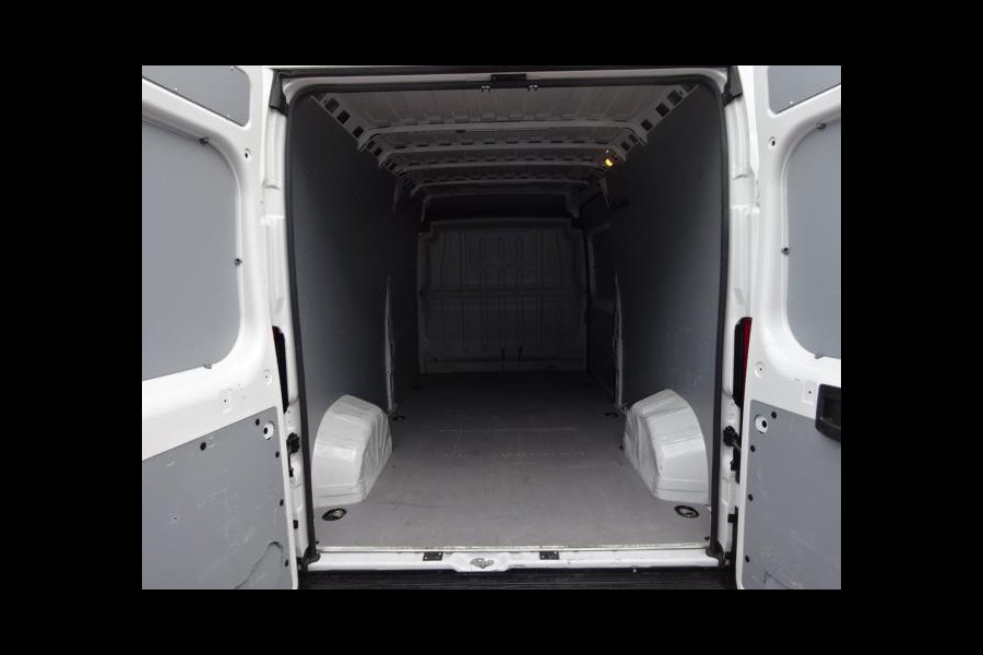 Fiat Ducato 33 2.2 MultiJet L2H2 AUTOMAAT NAVI IMPERIAAL TRAP TREKHAAK