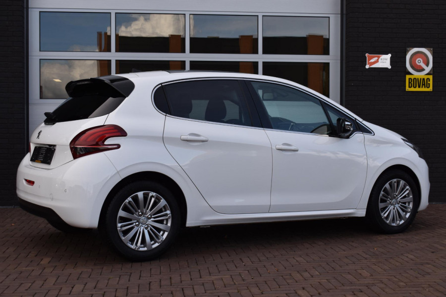 Peugeot 208 1.2 PureTech Allure Sky | Panorama | Navi | Camera | Incl. garantie