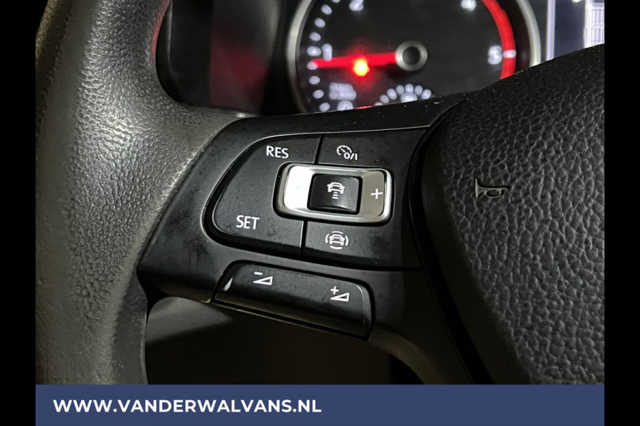 Volkswagen Crafter 2.0 TDI 141pk L3H3 L2H2 Euro6 Airco | Camera | Navigatie | Apple Carplay Android Auto, Cruisecontrol, Parkeersensoren, Bijrijdersbank