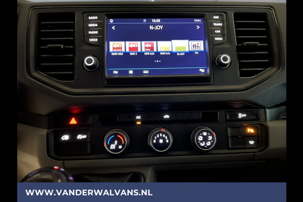 Volkswagen Crafter 2.0 TDI 141pk L3H3 L2H2 Euro6 Airco | Camera | Navigatie | Apple Carplay Android Auto, Cruisecontrol, Parkeersensoren, Bijrijdersbank