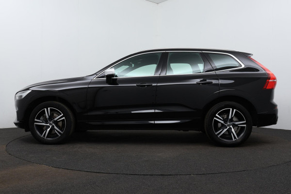 Volvo XC60 2.0 T5 AWD R-Design (1e Eig, Dealer OndH, Trekhaak, Carplay, Camera, Lane assist, PDC V+A, Navi, StoelV, Etc)