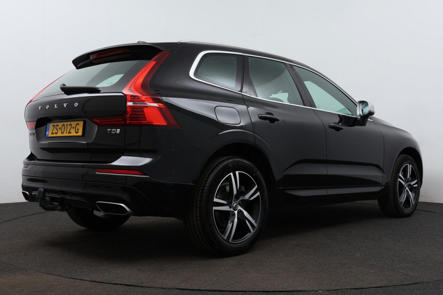 Volvo XC60 2.0 T5 AWD R-Design (1e Eig, Dealer OndH, Trekhaak, Carplay, Camera, Lane assist, PDC V+A, Navi, StoelV, Etc)