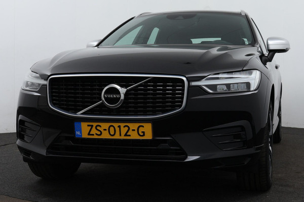 Volvo XC60 2.0 T5 AWD R-Design (1e Eig, Dealer OndH, Trekhaak, Carplay, Camera, Lane assist, PDC V+A, Navi, StoelV, Etc)