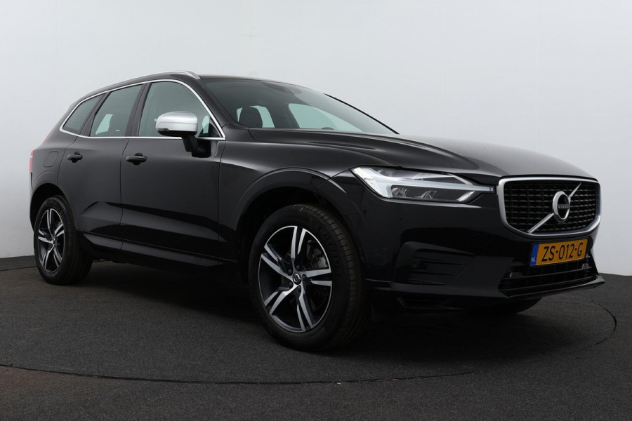 Volvo XC60 2.0 T5 AWD R-Design (1e Eig, Dealer OndH, Trekhaak, Carplay, Camera, Lane assist, PDC V+A, Navi, StoelV, Etc)