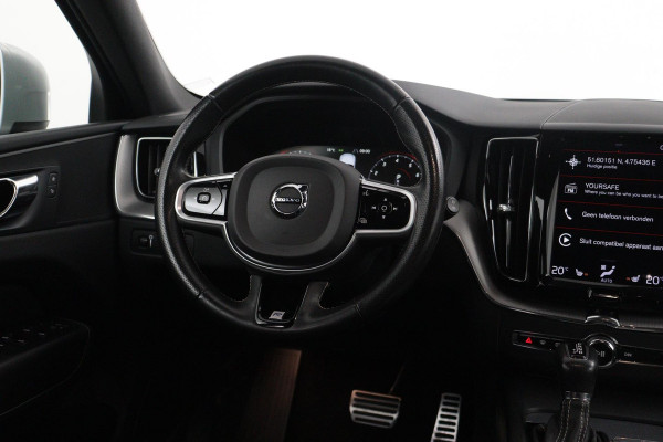 Volvo XC60 2.0 T5 AWD R-Design (1e Eig, Dealer OndH, Trekhaak, Carplay, Camera, Lane assist, PDC V+A, Navi, StoelV, Etc)