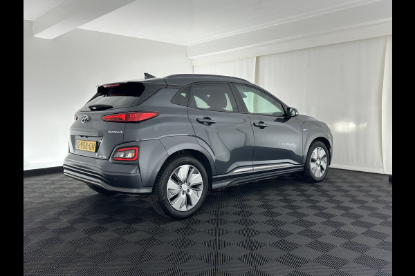 Hyundai Kona EV Premium 64 kWh (INCL-BTW) *PANO | FULL-LEATHER | HEAD-UP | FULL-LED | NAVI-FULLMAP | DAB | ADAPTIVE-CRUISE | KRELL-AUDIO | KEYLESS | CAMERA | BLIND-SPOT | LANE-ASSIST | DIGI-COCKPIT | COMFORT-SEATS | 17''AL