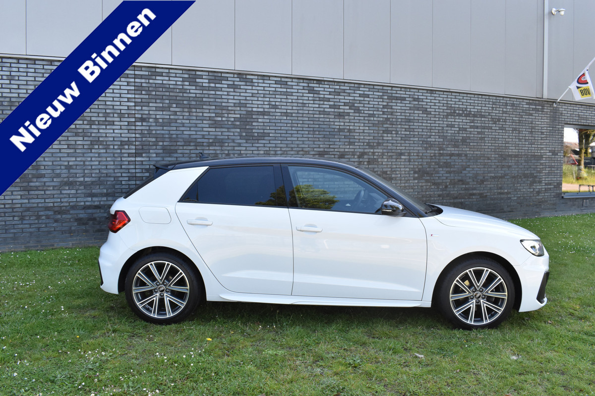 Audi A1 Sportback 30 TFSI S edition 2x S-line Automaat 2-tone