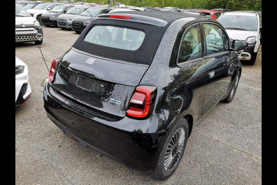 Fiat 500E CABRIO Icon 42 kWh