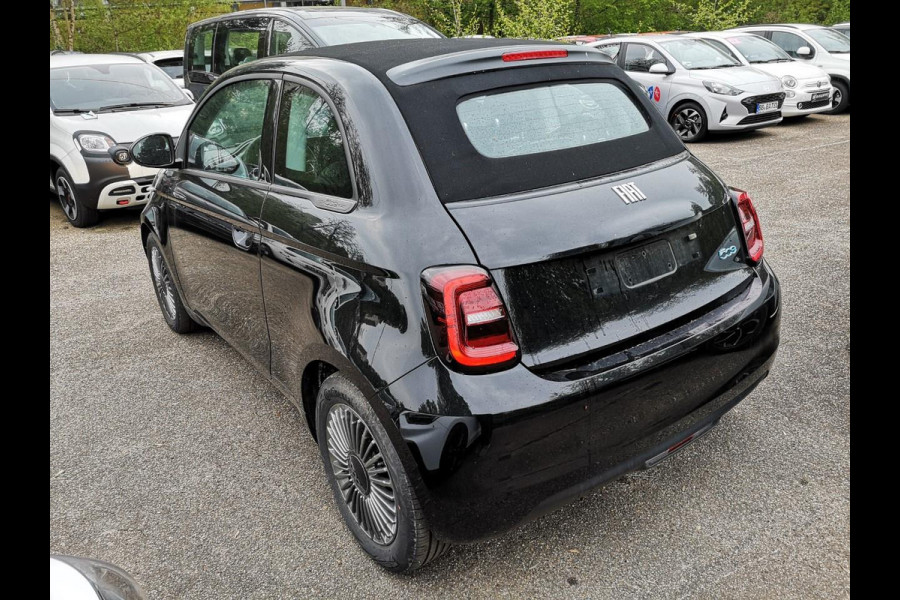 Fiat 500E CABRIO Icon 42 kWh