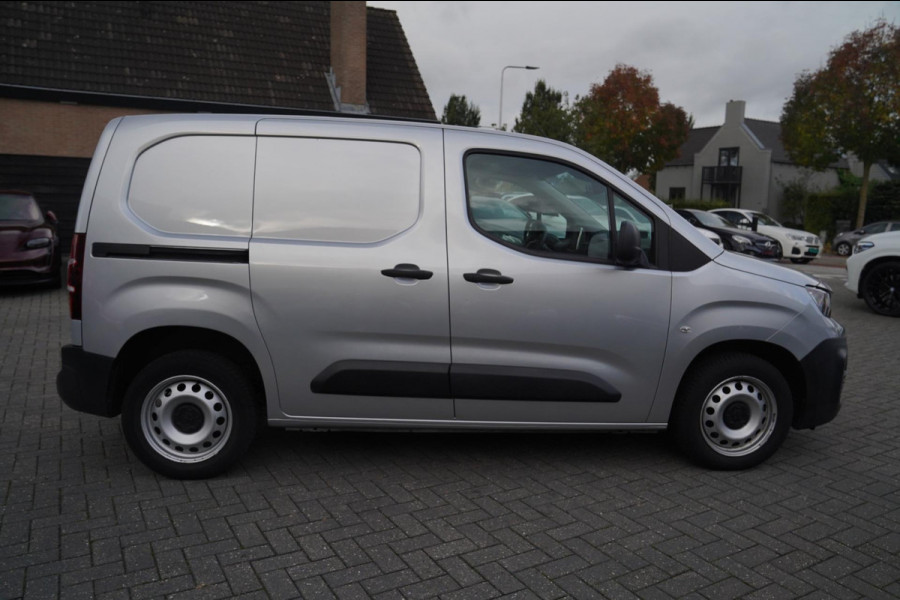 Peugeot Partner 1.5 BlueHDI Premium | Schuifdeur rechts | Apple carplay | 102 PK | Navigatie | 1e eigenaar | Ex btw | PDC |