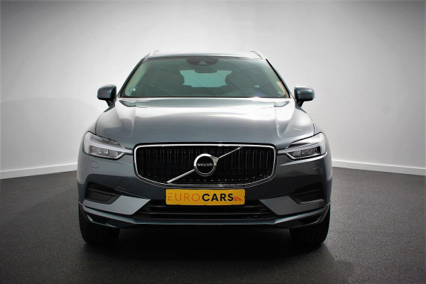 Volvo XC60 2.0 B4 190pk Geartronic Momentum | Navigatie | Climate Control | Electrisch bedienbare achterklep | Parkeer sensoren | Verwarmde voorstoelen | Extra getint glas | Camera