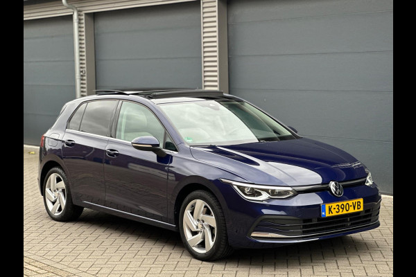 Volkswagen Golf 1.4 eHybrid STYLE, PANORAMADAK, SPORTINTERIEUR, TREKHAAK, NL AUTO MET NATIONALE AUTO PAS